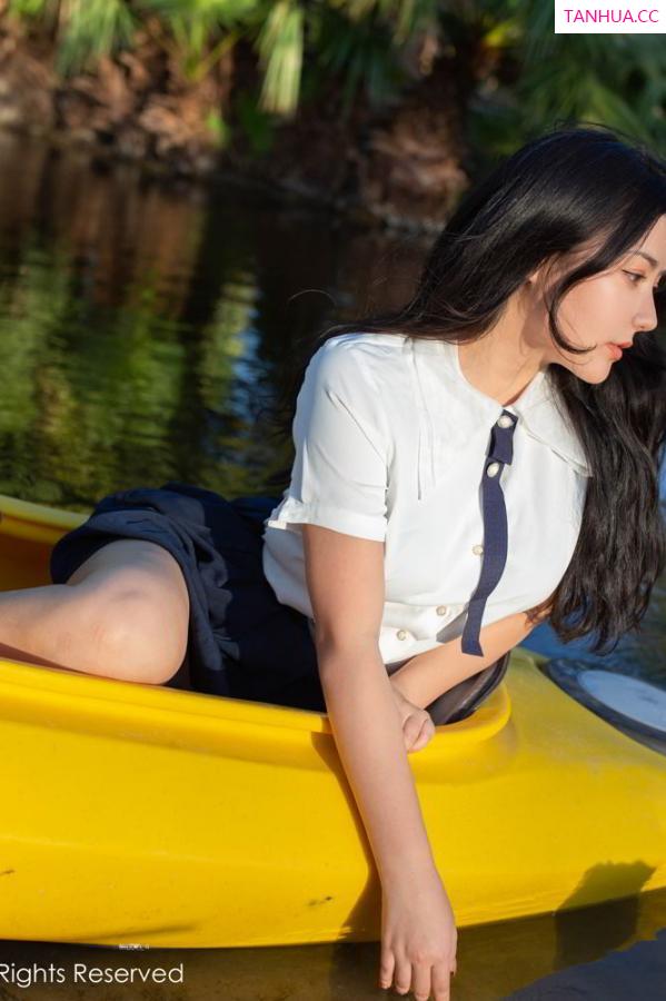 汤曼玲 玛鲁娜 [XIUREN]高清写真图 2019.10.11 Manuela玛鲁娜第12张图片